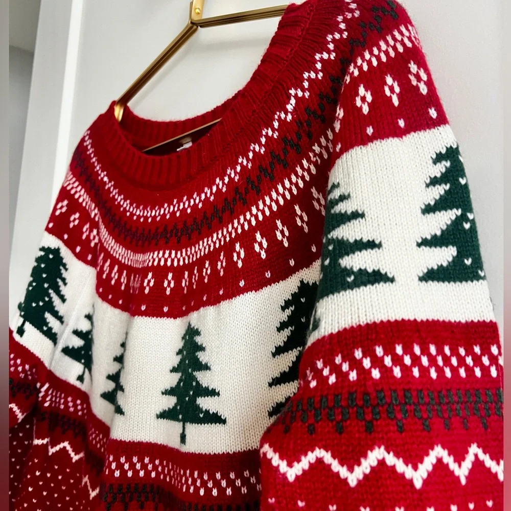 EUC Holiday Time Festive Christmas Tree Knit Sweater Size Large - Picture 10 of 13